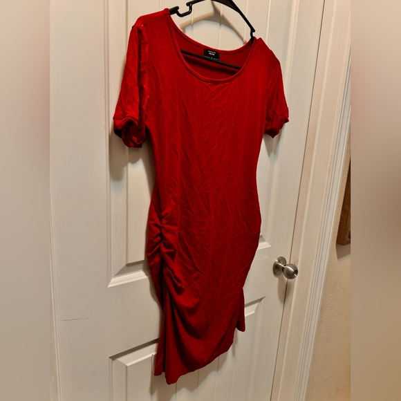 Red Short Sleeve Maternity Dress Size Small By Alina Mae - Picture 2 of 8